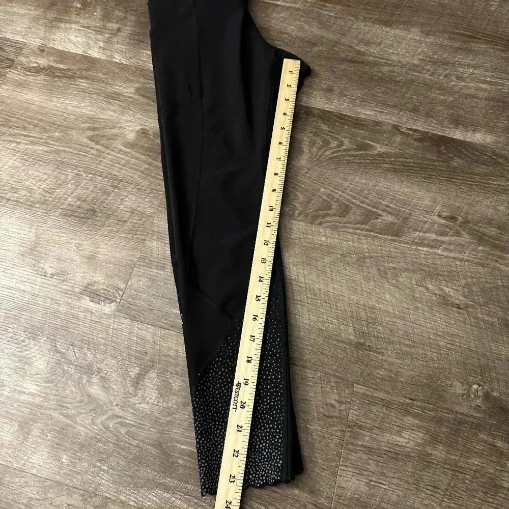 Lululemon cropped reflector leggings size 6